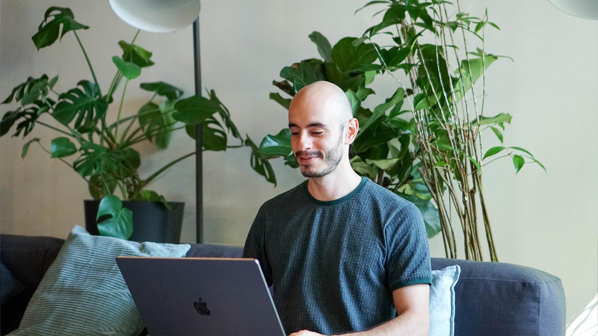 TypeScript Generics with Our Frontend Developer | adjoe